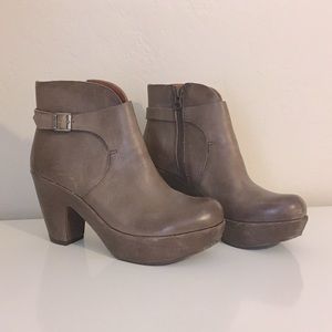 Kork Ease leather wedge booties, size 7.5